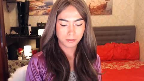 Snapshot of affairtoyourgoddesskhendra chatting on 02-03-25, 06:13 Dominant Goddess Contessa online show from 02-03-25, 06:13