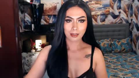 Snapshot of affairtoyourgoddesskhendra chatting on 03-11-25, 06:32 Dominant Goddess Contessa online show from 03-11-25, 06:32