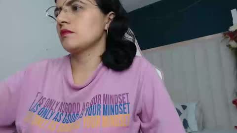 Snapshot of africa_holmes chatting on 02-23-25, 02:40 Africa online show from 02-23-25, 02:40