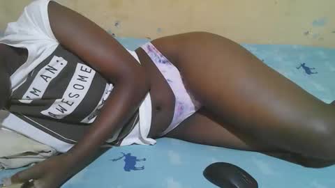 Snapshot of african_pussy2 chatting on 11-22-25, 08:35 african_pussy2 online show from 11-22-25, 08:35