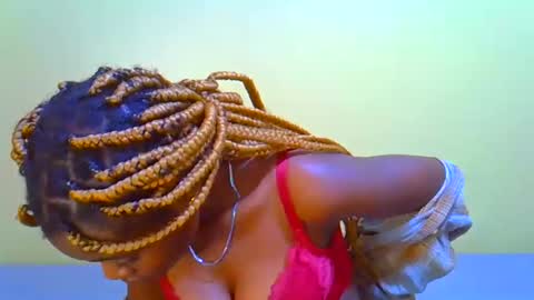 afrikana005 online show from 12-19-25, 09:33