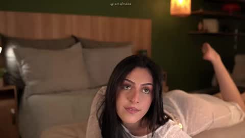 Emma online show from 12-23-25, 12:30