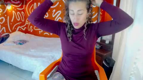 Snapshot of afrodita_solis chatting on 07-15-26, 07:19 afrodita_solis online show from 07-15-26, 07:19