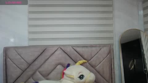 Snapshot of afrodita_wild_v chatting on 11-14-25, 08:07 afrodita_wild_v online show from 11-14-25, 08:07