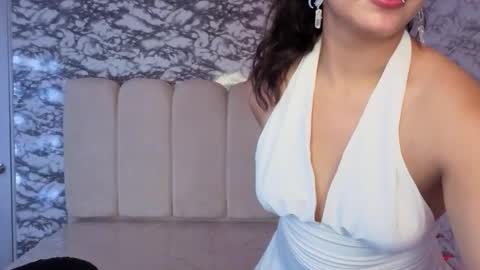 Snapshot of afrodita_wild_v chatting on 12-14-25, 08:20 afrodita_wild_v online show from 12-14-25, 08:20