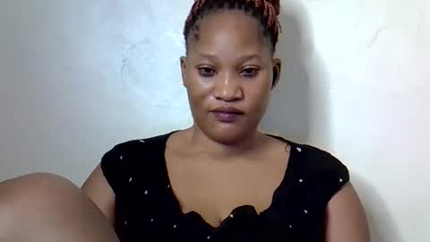 Snapshot of afronubians chatting on 03-23-26, 05:06 afronubians online show from 03-23-26, 05:06