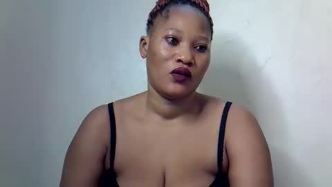 Snapshot of afronubians chatting on 03-25-26, 05:13 afronubians online show from 03-25-26, 05:13