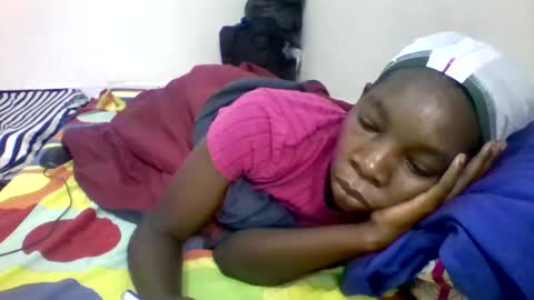 Snapshot of afronubians_ chatting on 01-29-25, 05:09 pink and josphen online show from 01-29-25, 05:09