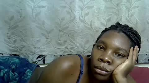 Snapshot of afronubians_ chatting on 02-24-25, 01:53 pink and josphen online show from 02-24-25, 01:53