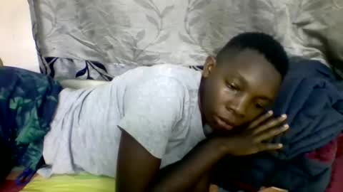 Snapshot of afronubians_ chatting on 03-10-25, 08:15 pink and josphen online show from 03-10-25, 08:15