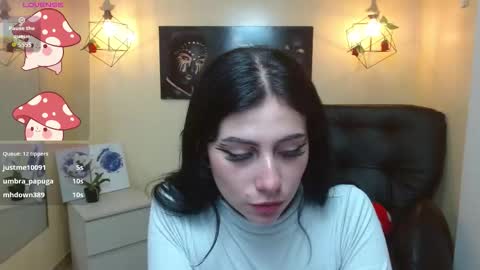 Snapshot of agarycus_ chatting on 10-04-25, 12:58 Kimberly online show from 10-04-25, 12:58