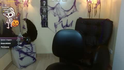 Snapshot of agarycus_ chatting on 10-30-25, 01:56 Kimberly online show from 10-30-25, 01:56