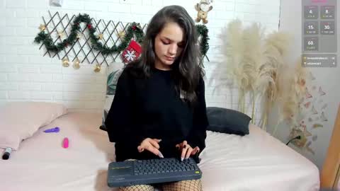 Snapshot of agata__rose chatting on 12-16-24, 03:00 agata__rose online show from 12-16-24, 03:00