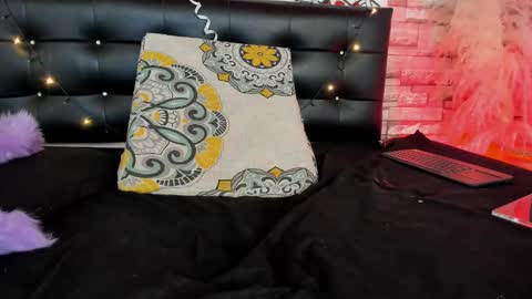 Snapshot of agata__rose chatting on 02-17-25, 11:23 agata__rose online show from 02-17-25, 11:23