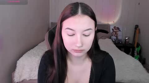 Eva online show from 11-16-25, 08:42