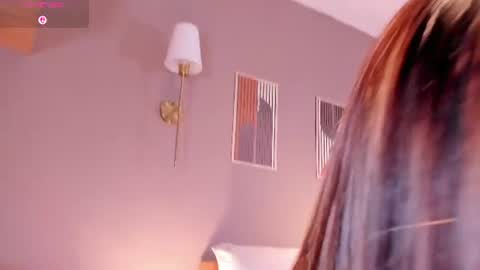 Snapshot of agata_laurent_ chatting on 06-20-26, 09:50 Agata Lauret online show from 06-20-26, 09:50