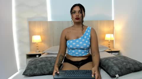 Snapshot of agata_ortiz chatting on 02-02-25, 05:37 Agata Ortiz online show from 02-02-25, 05:37