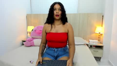 Snapshot of agata_ortiz chatting on 02-15-25, 05:51 Agata Ortiz online show from 02-15-25, 05:51