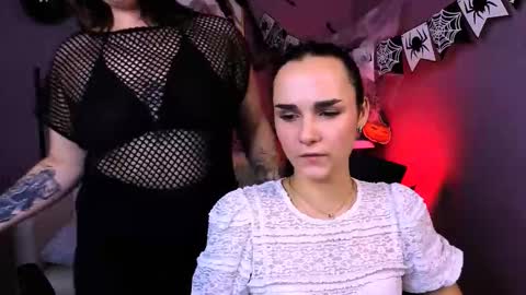 Snapshot of agata_queenn chatting on 10-23-25, 09:02 Agata online show from 10-23-25, 09:02