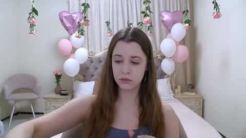 Agata Aisitt online show from 03-11-25, 12:11