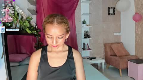 Agatadelphine online show from 02-01-25, 02:02