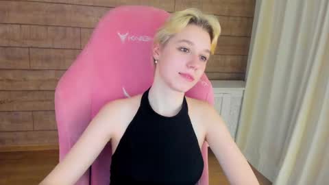 Snapshot of agatagate chatting on 05-11-26, 02:45 AgataGate online show from 05-11-26, 02:45
