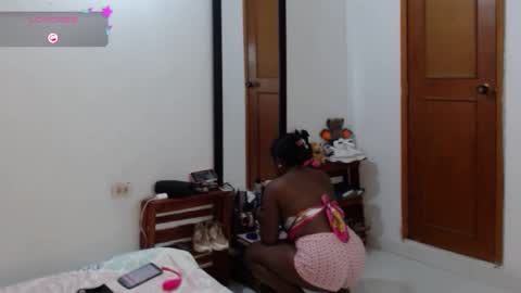 independent model online show from 02-28-25, 04:32