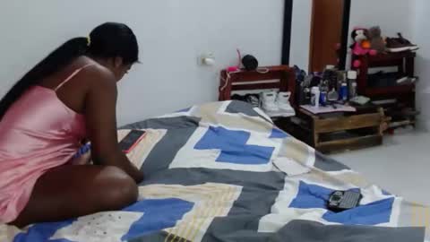 independent model online show from 03-02-25, 05:54