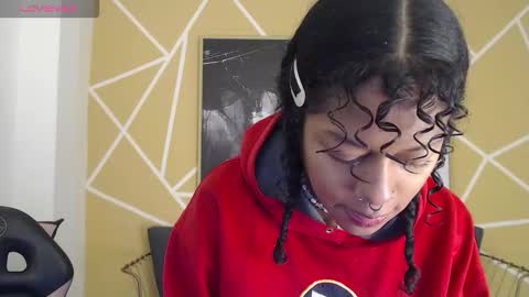 Snapshot of agatha_amaya chatting on 10-21-25, 01:34 agatha_amaya online show from 10-21-25, 01:34