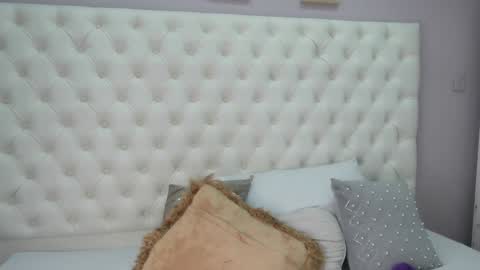 agatha_collinz online show from 01-29-25, 06:18