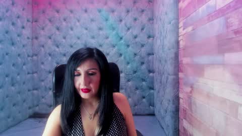 agatha_leon_ online show from 03-26-26, 07:52