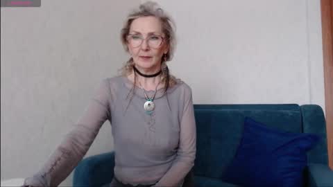 Agatha online show from 02-18-26, 04:30
