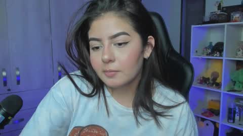 Cat online show from 09-15-25, 05:29