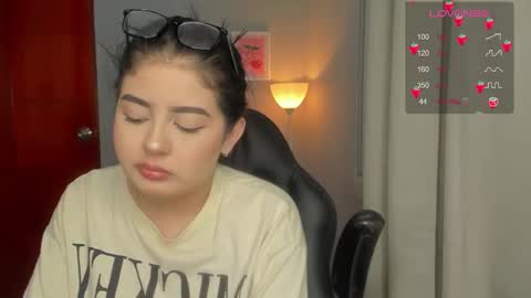 Cat online show from 02-15-26, 06:21