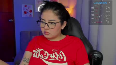 Snapshot of agatha_riccie chatting on 05-22-26, 06:20 Cat online show from 05-22-26, 06:20