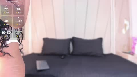 Agatha Steel online show from 01-29-25, 07:43