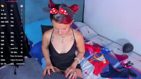 agatha_walter_ online show from 05-11-26, 11:46