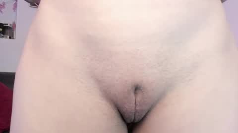 Camila     2 online show from 02-03-26, 12:31