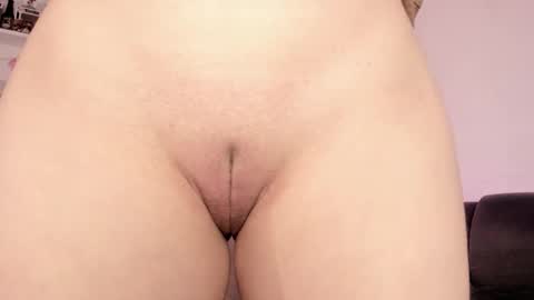 Camila     2 online show from 03-18-26, 12:36