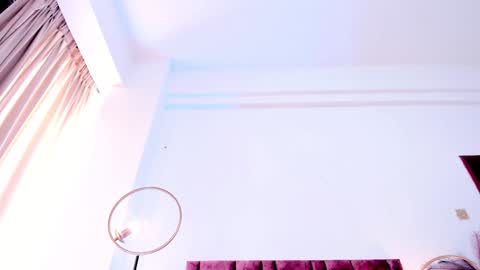 Agathaa white online show from 12-12-24, 02:44
