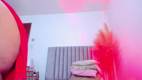 Agathaa white online show from 12-17-24, 02:44