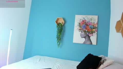 Agatha Bloom online show from 03-31-26, 12:27