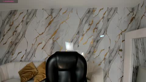 Agatha online show from 02-08-26, 06:11