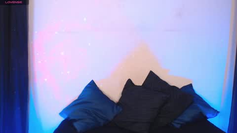 Agatha Tenebris online show from 02-07-25, 05:51