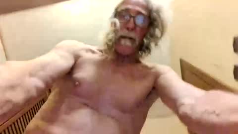 agedhardwood59618233 online show from 11-05-25, 11:21