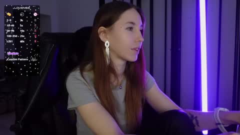 Agelina Lilly Laura online show from 02-25-25, 03:16