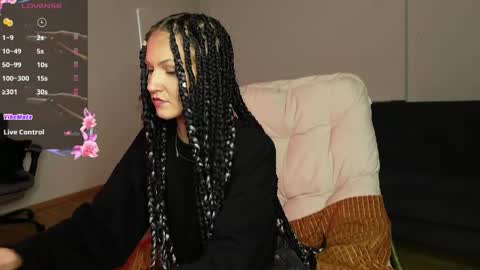 Agelina Lilly Laura online show from 05-09-26, 09:42