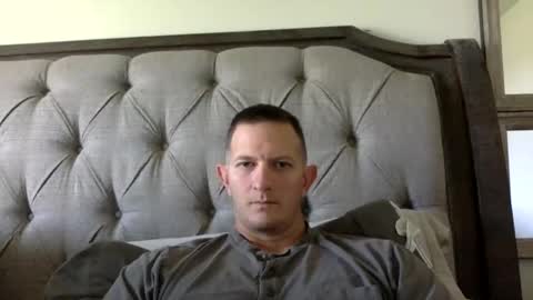 Snapshot of agg3131 chatting on 02-18-25, 10:03 Andrew G online show from 02-18-25, 10:03