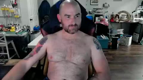 Snapshot of aggieswing chatting on 01-08-26, 04:04 Aggieswing online show from 01-08-26, 04:04