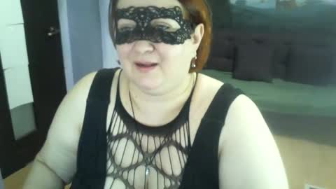 AgilaMipo online show from 05-12-26, 06:32